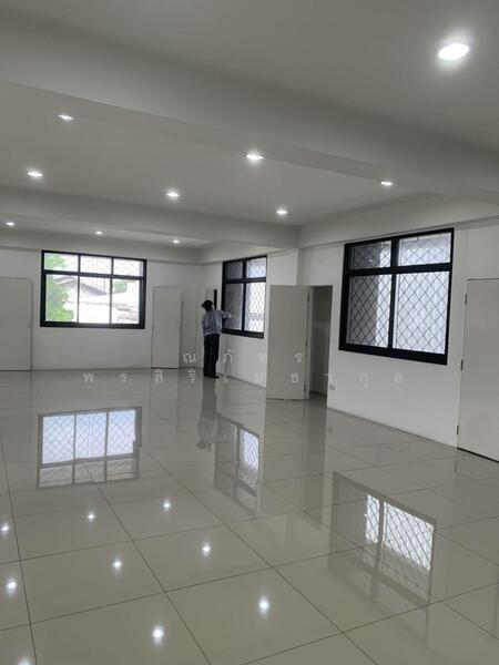 สำโรงใต้, สมุทรปราการ, สำโรงใต้, พระประแดง, สมุทรปราการ, 10,500 ตร.ม., โกดัง-โรงงาน ให้เช่า, โดย ณภัทร พรสิริเมธากุล, 500143962 - DDproperty.com
