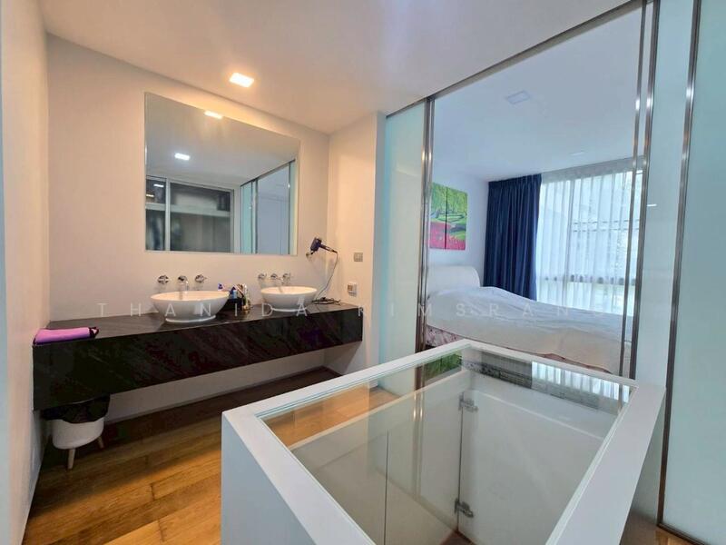 Ficus Lane, Bangkok, Soi Sukhumvit 44/1, Phra Kanong, Khlong Toei, Bangkok, 3 Bedrooms, 210 sqm, Condo For Rent, by Thanida Kimsrang, 500143998 - DDproperty.com