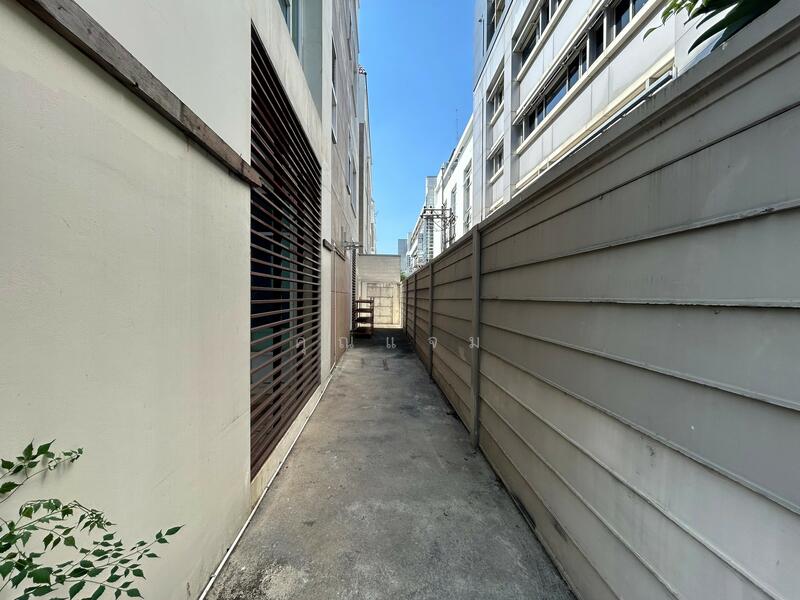 พรีเมี่ยมเพลส เอกมัย-รามอินทรา 2, Bangkok, Lat Phrao, Lat Phrao, Bangkok, , 330 sqm, Shophouse For Sale, by คุณแจม, 500144014 - DDproperty.com