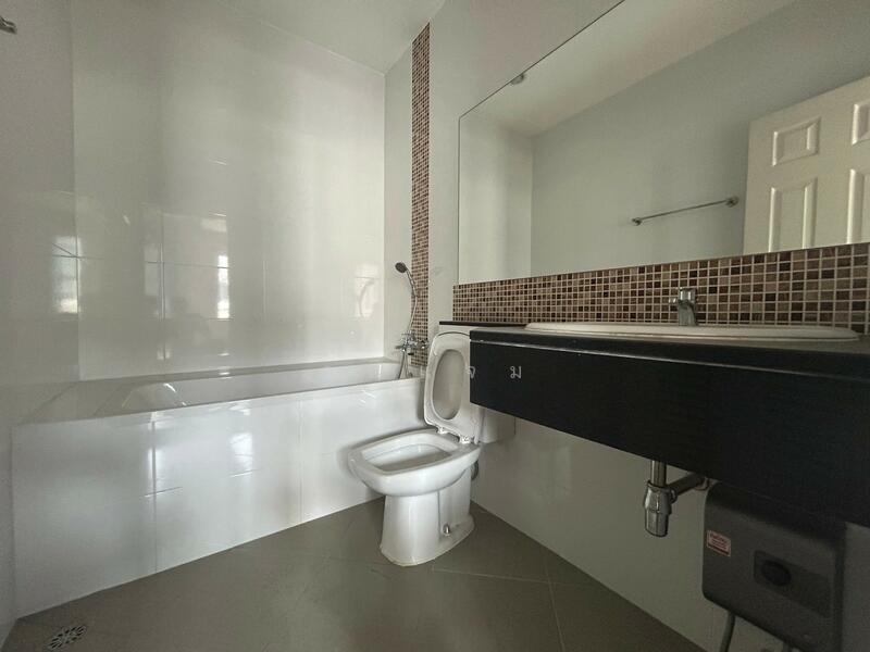 พรีเมี่ยมเพลส เอกมัย-รามอินทรา 2, Bangkok, Lat Phrao, Lat Phrao, Bangkok, , 330 sqm, Shophouse For Sale, by คุณแจม, 500144014 - DDproperty.com