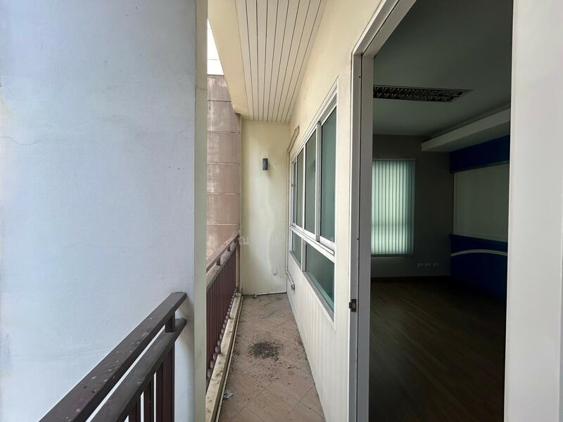 พรีเมี่ยมเพลส เอกมัย-รามอินทรา 2, Bangkok, Lat Phrao, Lat Phrao, Bangkok, , 330 sqm, Shophouse For Sale, by คุณแจม, 500144014 - DDproperty.com