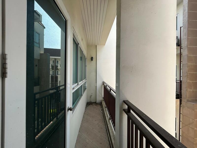 พรีเมี่ยมเพลส เอกมัย-รามอินทรา 2, Bangkok, Lat Phrao, Lat Phrao, Bangkok, , 330 sqm, Shophouse For Sale, by คุณแจม, 500144014 - DDproperty.com