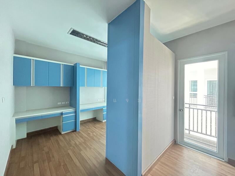 พรีเมี่ยมเพลส เอกมัย-รามอินทรา 2, Bangkok, Lat Phrao, Lat Phrao, Bangkok, , 330 sqm, Shophouse For Sale, by คุณแจม, 500144014 - DDproperty.com