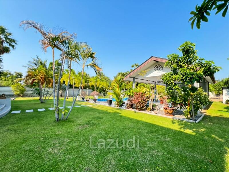 7 Bed 5 Bath Villa For Sale, Phetchaburi, Cha-am, Cha-Am, Phetchaburi, 7 Bedrooms, 512 sqm, Villa For Sale, by Saifon Phuphanna, 500144019 - DDproperty.com