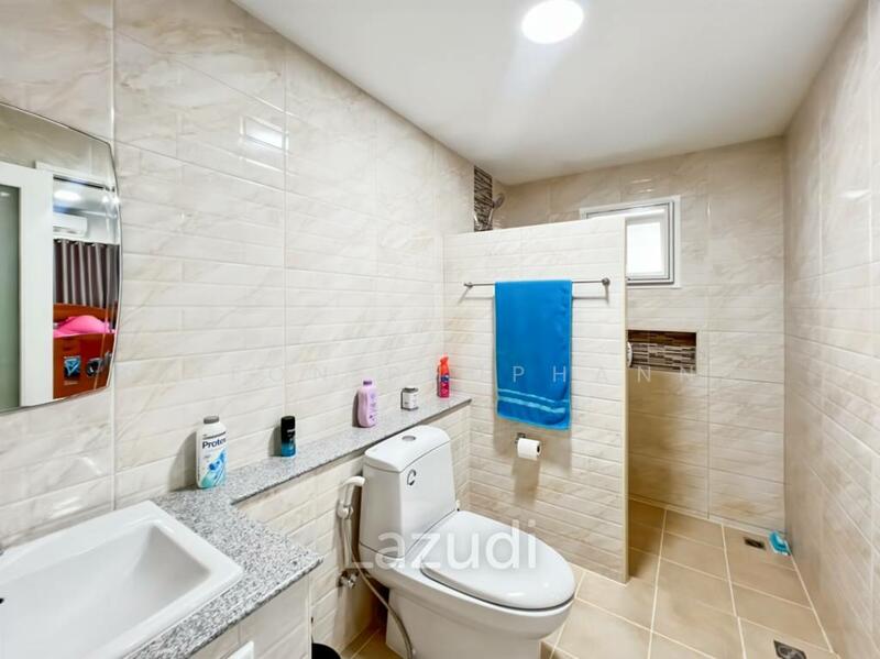 7 Bed 5 Bath Villa For Sale, Phetchaburi, Cha-am, Cha-Am, Phetchaburi, 7 Bedrooms, 512 sqm, Villa For Sale, by Saifon Phuphanna, 500144019 - DDproperty.com