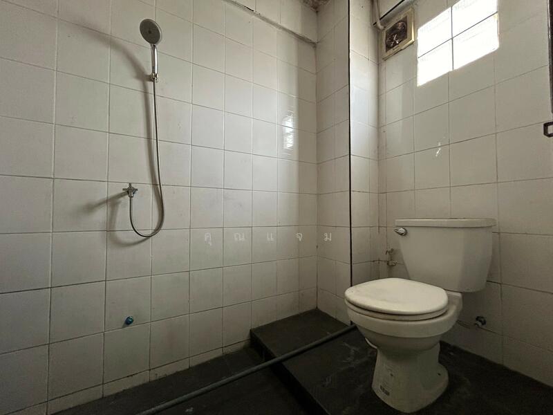 นอกโครงการสมิงพรายสมุทรปราการ, Samut Prakan, Sam Rong Tai, Phra Pra Daeng, Samut Prakan, , 248 sqm, Shophouse For Sale, by คุณแจม, 500144031 - DDproperty.com