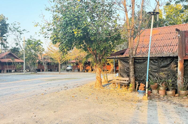 For Sale - รีสอร์ทพร้อมที่ดินบ้านแป้น ลำพูน, Lamphun