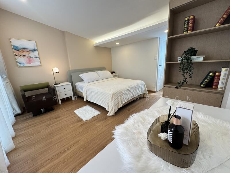 Khlongtan Nivet, Bangkok, 20 Soi Pridi Banomyong 42, Khlong Tan Nua, Watthana, Bangkok, 2 Bedrooms, 170 sqm, Townhouse For Sale, by Eastblue Horizon, 500144092 - DDproperty.com