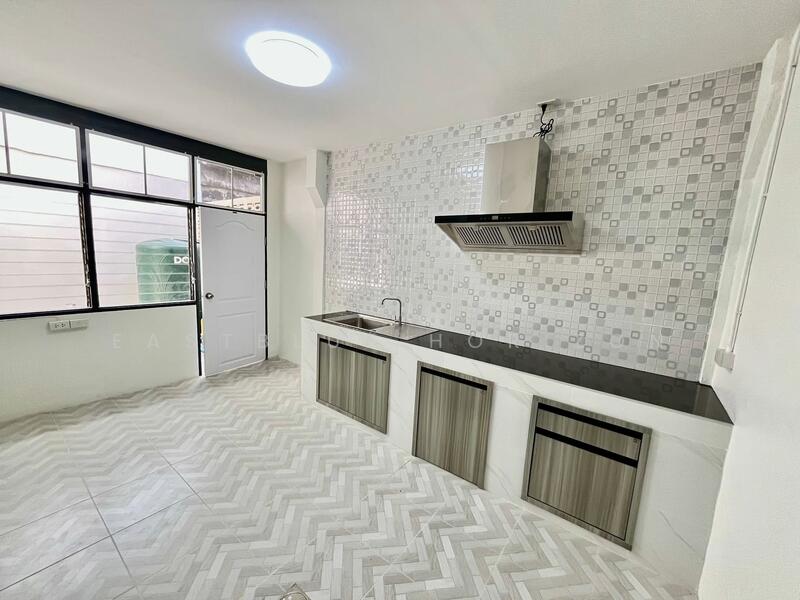 Townhouse Area Rama 3, Bangkok, Bang Klo, Bang Kho Laem, Bangkok, 3 Bedrooms, 126 sqm, Townhouse For Sale, by Eastblue Horizon, 500144099 - DDproperty.com