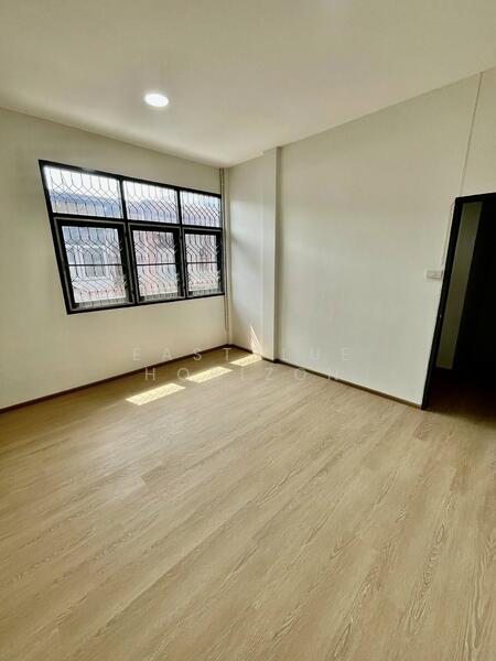 Townhouse Area Rama 3, กรุงเทพ, บางโคล่, บางคอแหลม, กรุงเทพ, 126 ตร.ม., ทาวน์เฮ้าส์ ขาย, โดย Eastblue Horizon, 500144099 - DDproperty.com