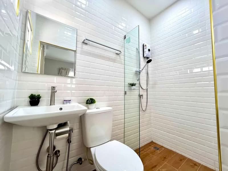 Pruksa Nara Village, Soi Chaiyapruek 2, Chon Buri (Pattaya), Nong Pru, Bang Lamung (Pattaya), Chon Buri (Pattaya), 3 Bedrooms, 228 sqm, Single Detached House For Sale, by Pukkawadee Thapmathi, 500144124 - DDproperty.com