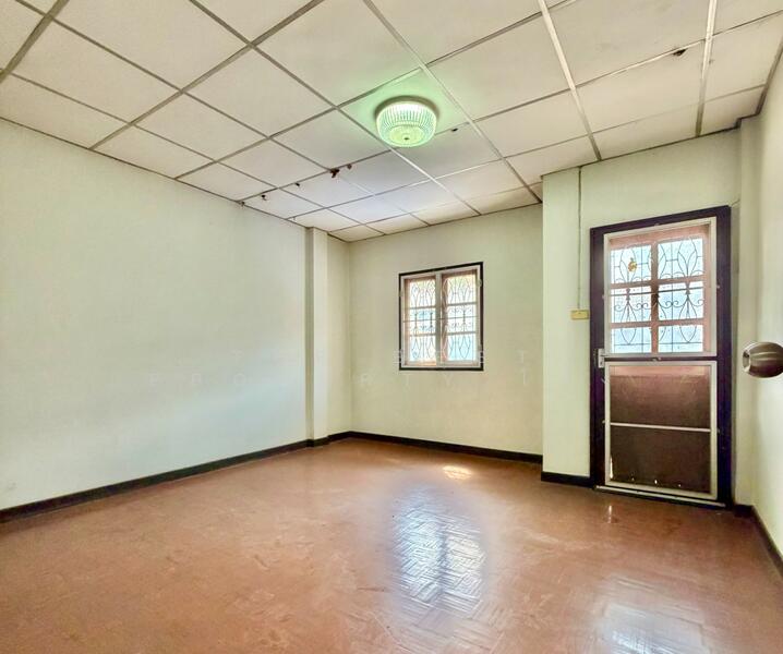 แสงทอง คลองสอง, Pathum Thani, Khlong Song, Khlong Luang, Pathum Thani, 3 Bedrooms, 100 sqm, Townhouse For Sale, by The Best Property โต้ง, 500144169 - DDproperty.com