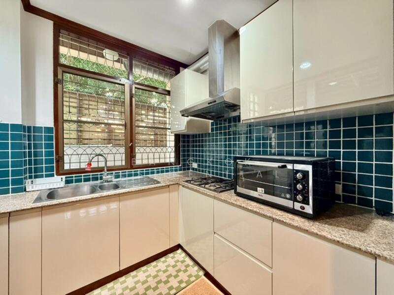 Single House, Bangkok, Khlong Toei, Khlong Toei, Bangkok, 5 Bedrooms, 350 sqm, Single Detached House For Rent, by Bangkok Residential, 500144185 - DDproperty.com