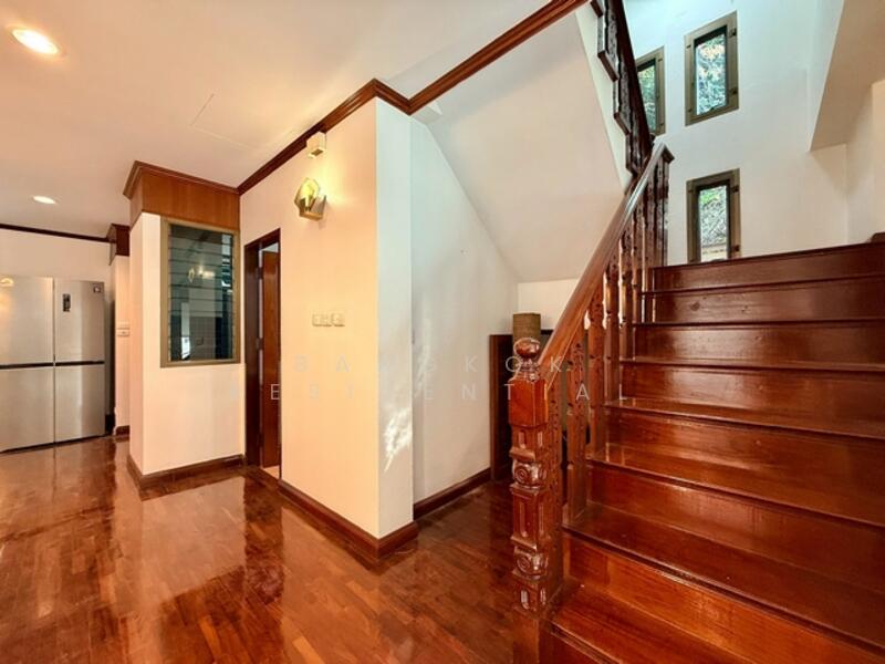 Single House, Bangkok, Khlong Toei, Khlong Toei, Bangkok, 5 Bedrooms, 350 sqm, Single Detached House For Rent, by Bangkok Residential, 500144185 - DDproperty.com