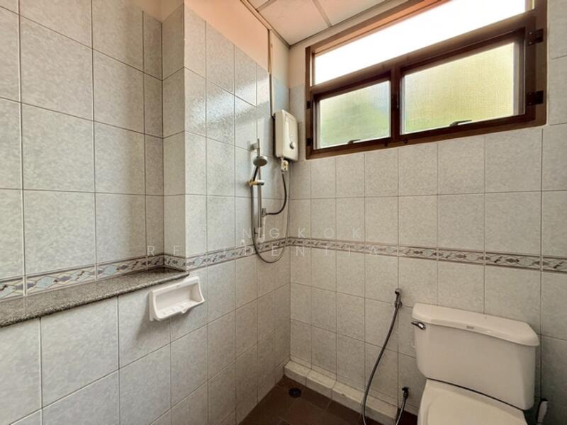 Single House, กรุงเทพ, คลองเตย, คลองเตย, กรุงเทพ, 350 ตร.ม., บ้านเดี่ยว ให้เช่า, โดย Bangkok Residential, 500144185 - DDproperty.com