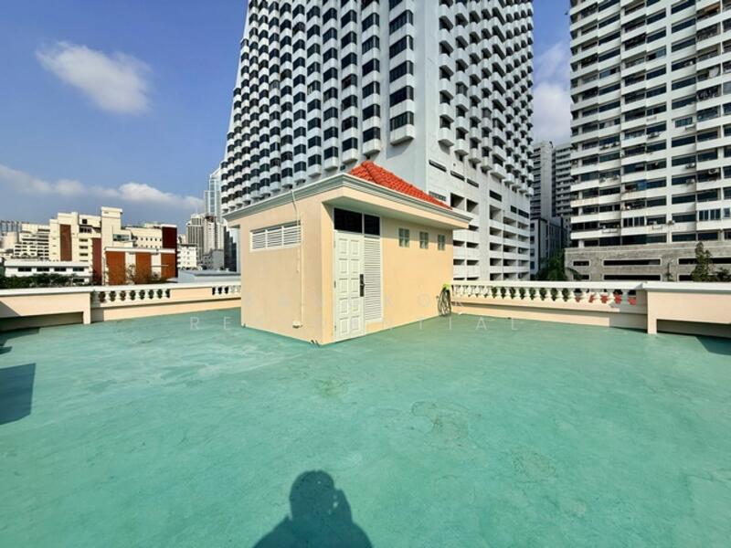 Single House, Bangkok, Khlong Toei, Khlong Toei, Bangkok, 5 Bedrooms, 350 sqm, Single Detached House For Rent, by Bangkok Residential, 500144185 - DDproperty.com