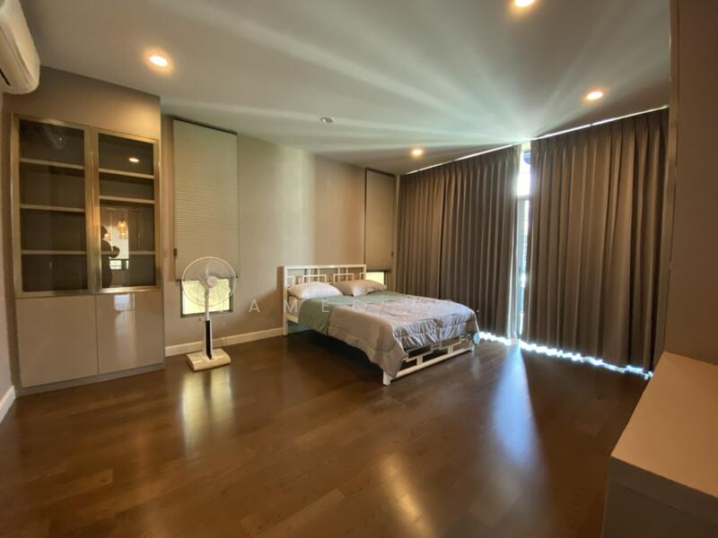 Setthasiri Pattanakarn, Bangkok, Phatthanakan-Onnut Road (New Cut), Prawet, Prawet, Bangkok, 4 Bedrooms, 244 sqm, Single Detached House For Sale, by James RR., 500144219 - DDproperty.com