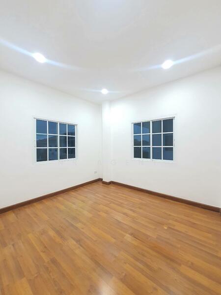 Baan Lalin The Young Executive Onnut-Wongwaen-Suwannabhumi, Bangkok, Chaloem Phrakiat Rama 9 Road, Dok Mai, Prawet, Bangkok, 3 Bedrooms, 150 sqm, Single Detached House For Sale, by NR AGENT, 500144241 - DDproperty.com