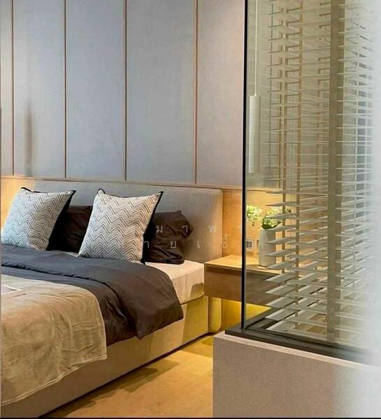 The Strand Thonglor, Bangkok, 36 Soi Sukhumvit 55, Khlong Tan Nua, Watthana, Bangkok, 2 Bedrooms, 91 sqm, Condo For Rent, by อุมาพร สายเชื้อ, 500144252 - DDproperty.com