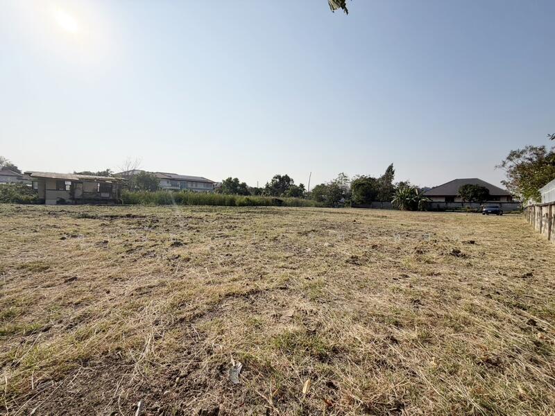 ที่ดินซอยสวนผัก 32, กรุงเทพ, สวนผัก, ตลิ่งชัน, ตลิ่งชัน, กรุงเทพ, 2,716 ตร.ม., ที่ดิน ขาย, โดย คุณน้อง เกรทเทสต์, 500144276 - DDproperty.com