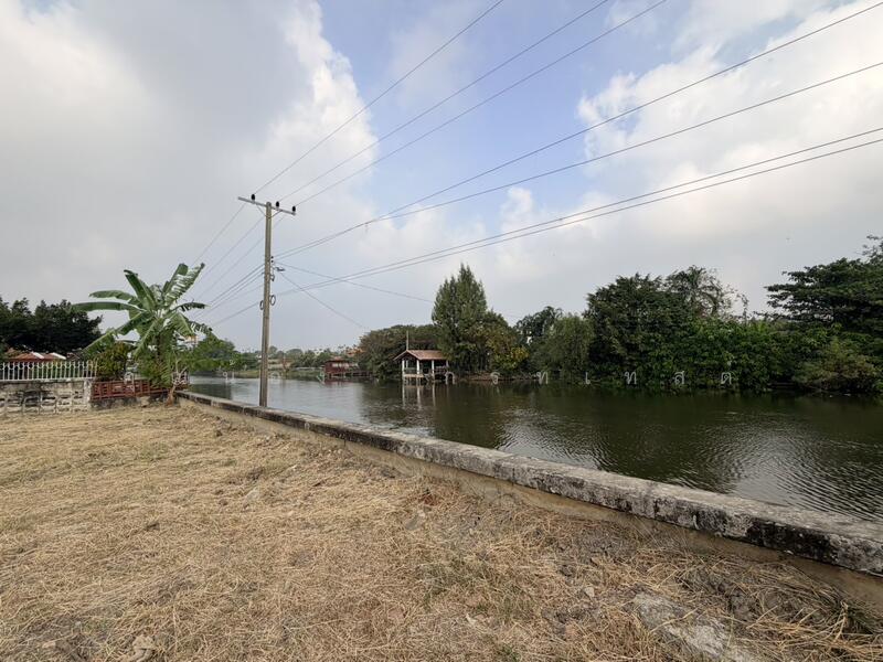 ที่ดินซอยสวนผัก 32, กรุงเทพ, สวนผัก, ตลิ่งชัน, ตลิ่งชัน, กรุงเทพ, 2,716 ตร.ม., ที่ดิน ขาย, โดย คุณน้อง เกรทเทสต์, 500144276 - DDproperty.com