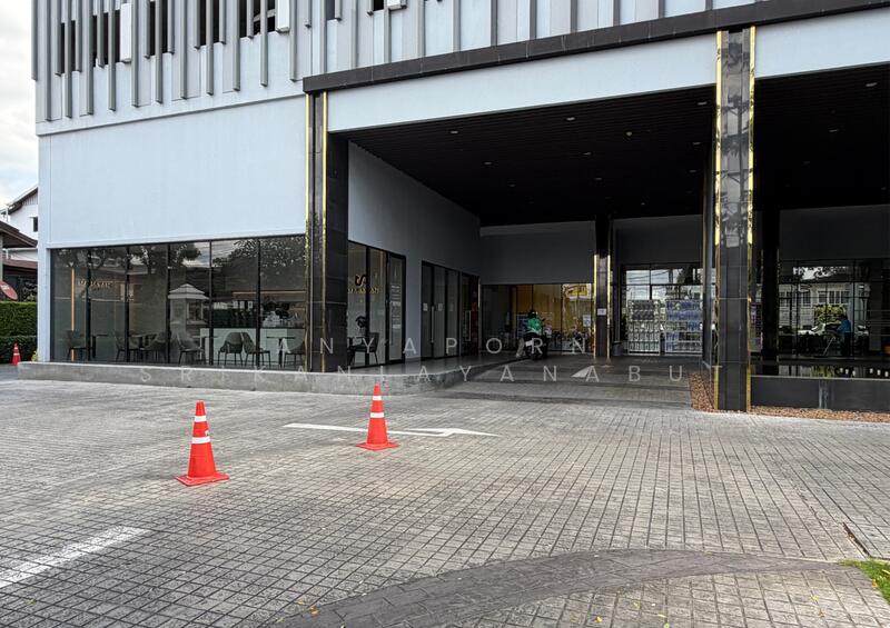 Supalai Loft Yaek Fai Chai Station, Bangkok, 351 Charan Sanitwong Road 31 Alley, Bang Khun Sri, Bangkok Noi, Bangkok, 1 Bedroom, 47 sqm, Condo For Rent, by Anyaporn Srikanlayanabut, 500144303 - DDproperty.com