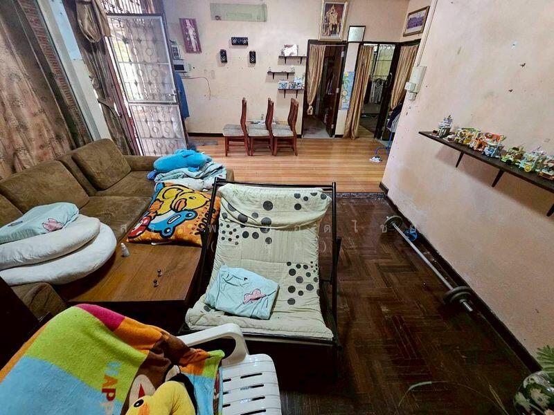 บ้านเดี่ยว หลังมุม หลังพาต้า ปิ่นเกล้า เนื้อที่ 100 ตร.ว. ใกล้ MRT สิรินธร และ รพ.ศิริราช เขตบางพลัด, กรุงเทพ, บางยี่ขัน, บางพลัด, กรุงเทพ, 400 ตร.ม., บ้านเดี่ยว ขาย, โดย สรภพ ยอดไชย (สีฝุ่น), 500144356 - DDproperty.com