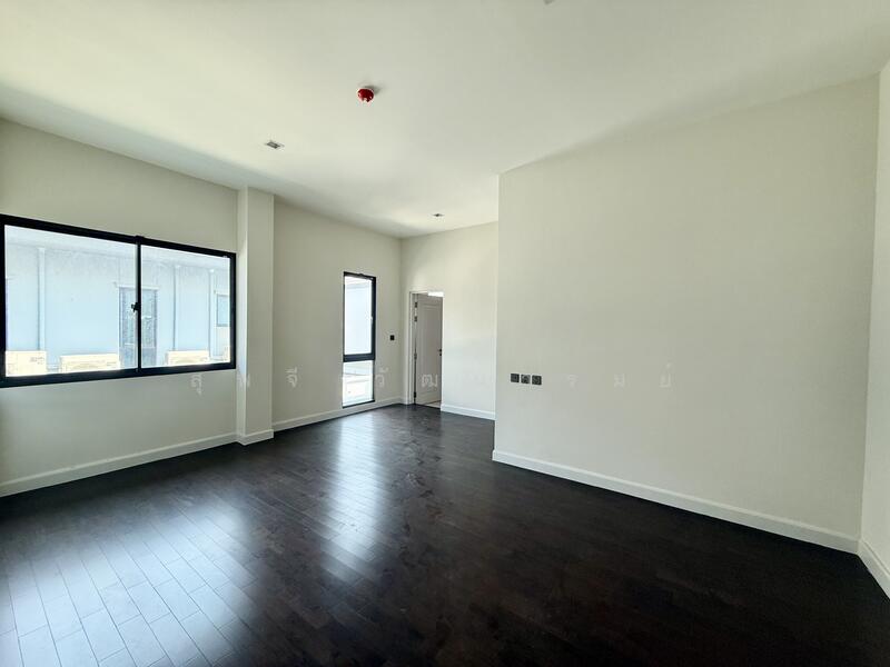 Grand Bangkok Boulevard Ratchaphruek-Pinklao, Bangkok, Bang Chueak Nang Road, Bang Chuek Nang, Taling Chan, Bangkok, 5 Bedrooms, 604 sqm, Single Detached House For Sale, by Supajee Wattanarom, 500144450 - DDproperty.com