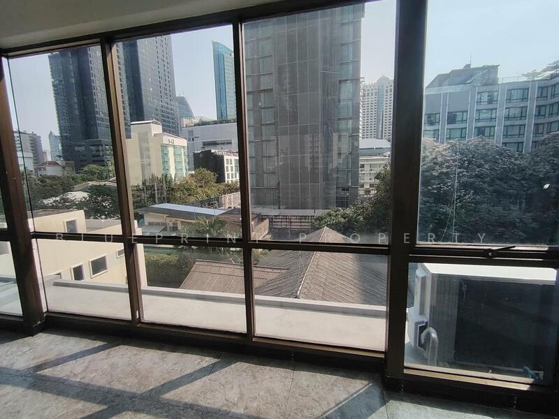 Office In Sukhumvit Soi 19, Bangkok, Khlongtoei Nua, Watthana, Bangkok, , 600 sqm, Office Space For Rent, by Blueprint Property, 500144493 - DDproperty.com