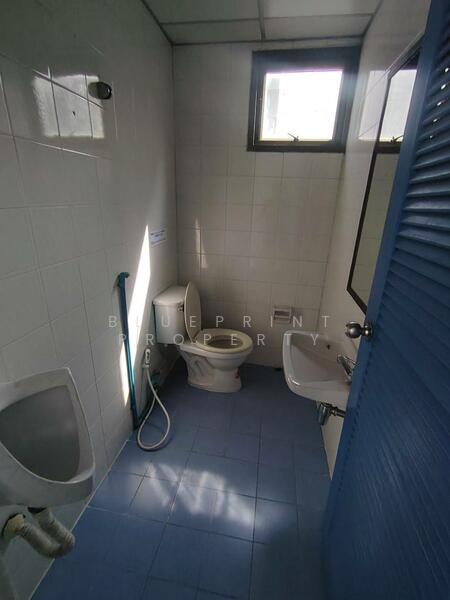 Office In Sukhumvit Soi 19, กรุงเทพ, คลองเตยเหนือ, วัฒนา, กรุงเทพ, 600 ตร.ม., สำนักงาน ให้เช่า, โดย Blueprint Property, 500144493 - DDproperty.com