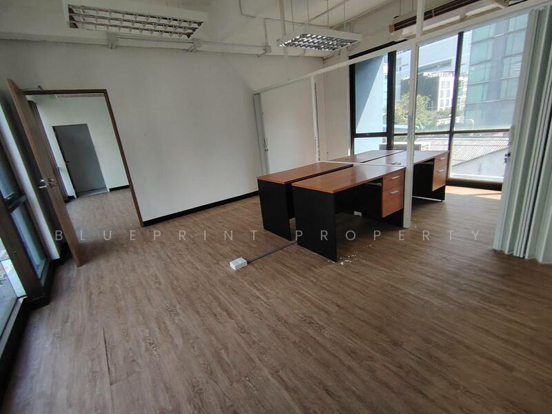 Office In Sukhumvit Soi 19, กรุงเทพ, คลองเตยเหนือ, วัฒนา, กรุงเทพ, 600 ตร.ม., สำนักงาน ให้เช่า, โดย Blueprint Property, 500144493 - DDproperty.com