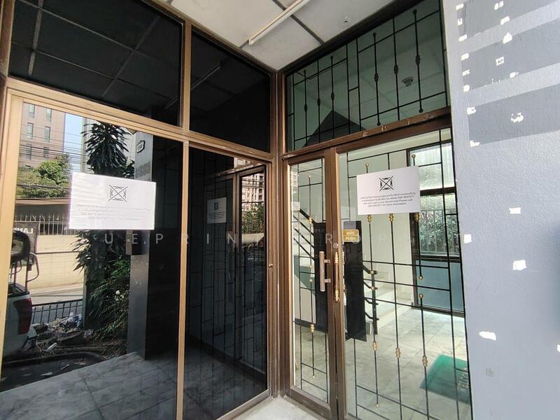 Office In Sukhumvit Soi 19, Bangkok, Khlongtoei Nua, Watthana, Bangkok, , 600 sqm, Office Space For Rent, by Blueprint Property, 500144493 - DDproperty.com
