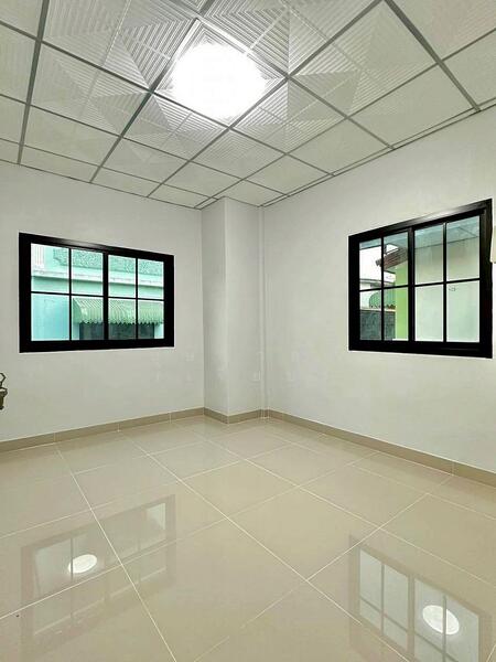 Baan Buathong 4, Nonthaburi, Ban Kluay-Sai Noi Road, Phimonrat, Bang Bua Thong, Nonthaburi, 2 Bedrooms, 110 sqm, Townhouse For Sale, by บุษบากร (เจี๊ยบ), 500144494 - DDproperty.com