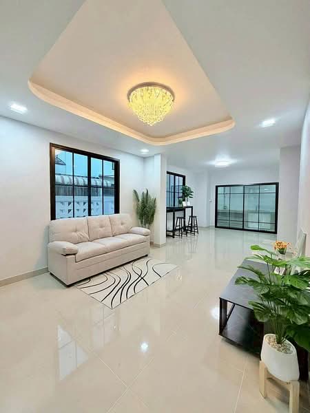 Baan Buathong 4, Nonthaburi, Ban Kluay-Sai Noi Road, Phimonrat, Bang Bua Thong, Nonthaburi, 2 Bedrooms, 110 sqm, Townhouse For Sale, by บุษบากร (เจี๊ยบ), 500144494 - DDproperty.com