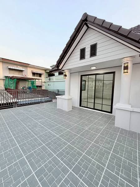 Baan Buathong 4 : บ้านบัวทอง 4, นนทบุรี, ถ.บ้านกล้วย-ไทรน้อย, พิมลราช, บางบัวทอง, นนทบุรี, 110 ตร.ม., ทาวน์เฮ้าส์ ขาย, โดย บุษบากร (เจี๊ยบ), 500144494 - DDproperty.com