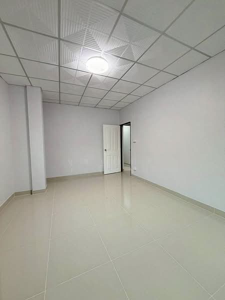 Baan Buathong 4, Nonthaburi, Ban Kluay-Sai Noi Road, Phimonrat, Bang Bua Thong, Nonthaburi, 2 Bedrooms, 110 sqm, Townhouse For Sale, by บุษบากร (เจี๊ยบ), 500144494 - DDproperty.com