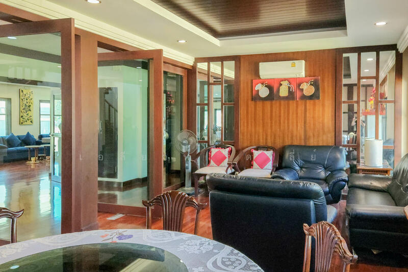 Spacious Private Residence with Pool and Garden Setting, Chiang Mai, Mae Phaek, San Sai, Chiang Mai, 4 Bedrooms, 400 sqm, Single Detached House For Sale, by Elijah Ridgley, 500144504 - DDproperty.com