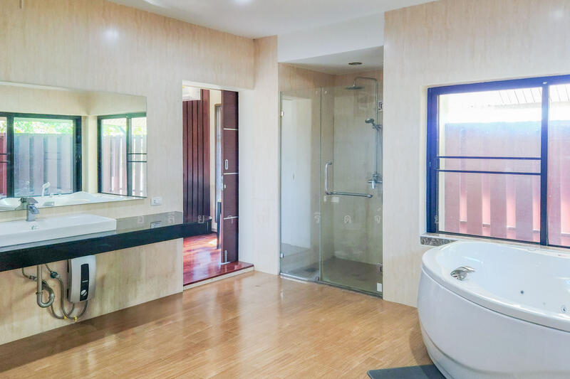 Spacious Private Residence with Pool and Garden Setting, Chiang Mai, Mae Phaek, San Sai, Chiang Mai, 4 Bedrooms, 400 sqm, Single Detached House For Sale, by Elijah Ridgley, 500144504 - DDproperty.com