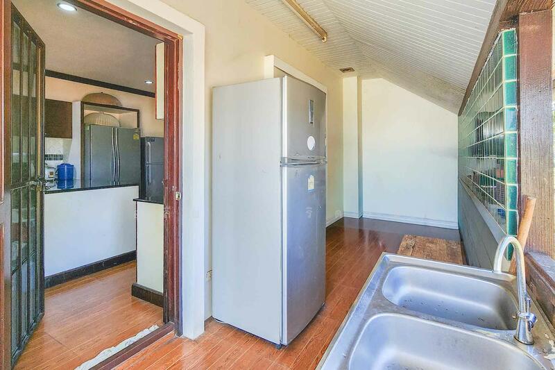 Spacious Private Residence with Pool and Garden Setting, Chiang Mai, Mae Phaek, San Sai, Chiang Mai, 4 Bedrooms, 400 sqm, Single Detached House For Sale, by Elijah Ridgley, 500144504 - DDproperty.com