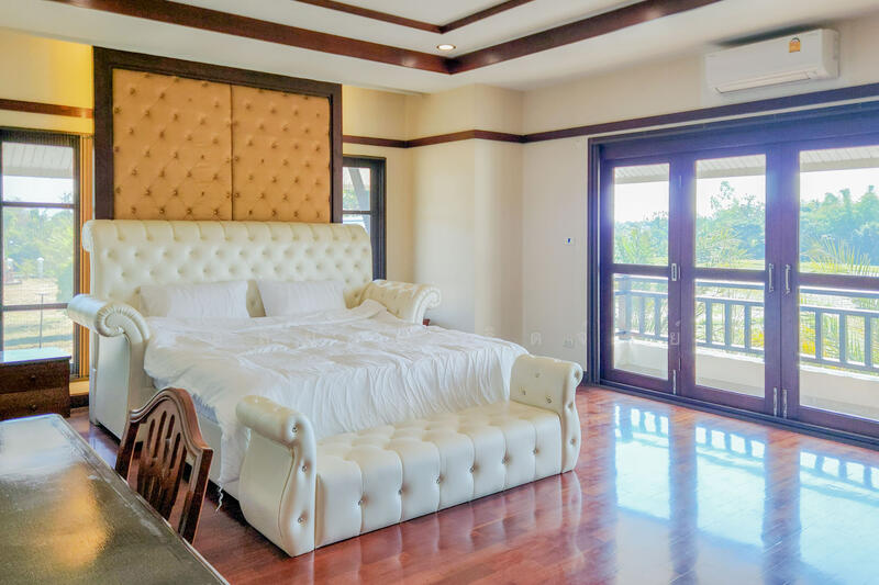 Spacious Private Residence with Pool and Garden Setting, Chiang Mai, Mae Phaek, San Sai, Chiang Mai, 4 Bedrooms, 400 sqm, Single Detached House For Sale, by Elijah Ridgley, 500144504 - DDproperty.com