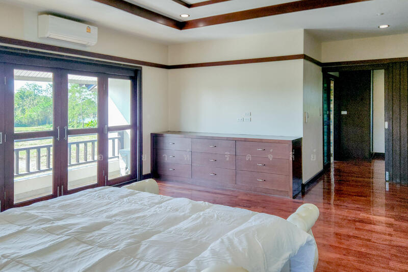 Spacious Private Residence with Pool and Garden Setting, Chiang Mai, Mae Phaek, San Sai, Chiang Mai, 4 Bedrooms, 400 sqm, Single Detached House For Sale, by Elijah Ridgley, 500144504 - DDproperty.com