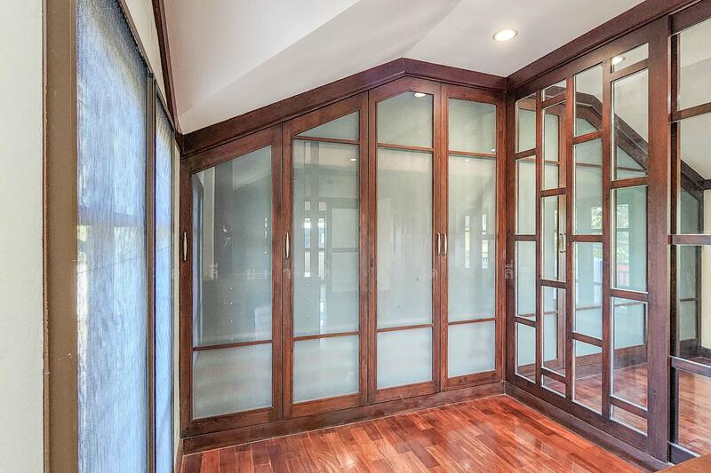 Spacious Private Residence with Pool and Garden Setting, Chiang Mai, Mae Phaek, San Sai, Chiang Mai, 4 Bedrooms, 400 sqm, Single Detached House For Sale, by Elijah Ridgley, 500144504 - DDproperty.com