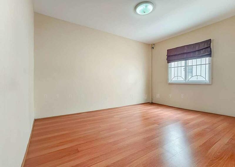 Lio Nov Donmueng-Chaengwattana, Bangkok, Soi Chang Akat Uthit 13, Sanam Bin, Don Mueang, Bangkok, 3 Bedrooms, 152 sqm, Townhouse For Sale, by กรกฤตย์ บุญสระ, 500144525 - DDproperty.com