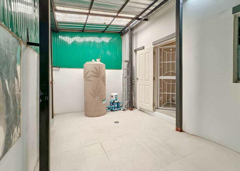 Lio Nov Donmueng-Chaengwattana, Bangkok, Soi Chang Akat Uthit 13, Sanam Bin, Don Mueang, Bangkok, 3 Bedrooms, 152 sqm, Townhouse For Sale, by กรกฤตย์ บุญสระ, 500144525 - DDproperty.com