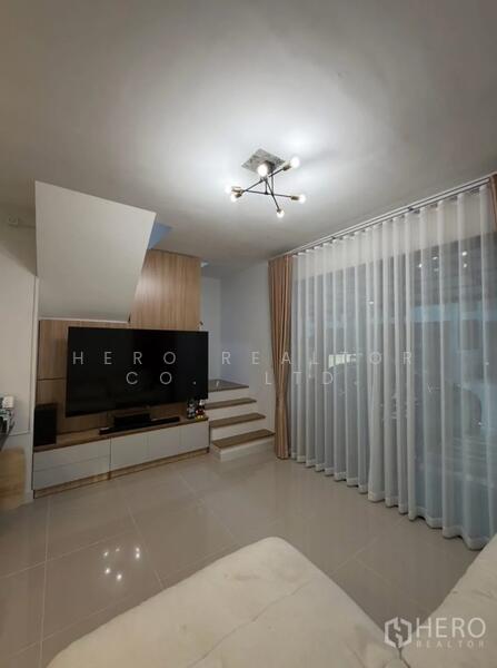 For Rent 2 Bedroom Townhouse in Pleno Sukhumvit-Bangna 3 in Bang Phli, Samut Prakan hre00217, Samut Prakan, Bang Kaeo, Bang Plee, Samut Prakan, 2 Bedrooms, 110 sqm, Townhouse For Rent, by Hero Realtor Co., Ltd., 500144537 - DDproperty.com