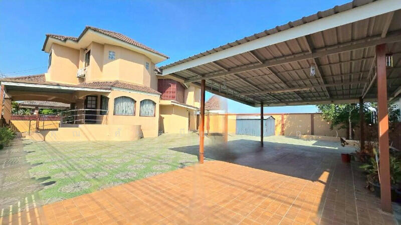 บ้านสวนรีสอร์ท คลอง 5, Pathum Thani, เลียบคลองห้า, Khlong Ha, Khlong Luang, Pathum Thani, 4 Bedrooms, 200 sqm, Single Detached House For Sale, by คุณ ศันสนีย์ ( เก๋ ), 500144545 - DDproperty.com