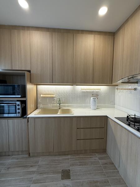 Siri At Sukhumvit, Bangkok, 902 Sukhumvit Road, Phra Kanong, Khlong Toei, Bangkok, 3 Bedrooms, 100 sqm, Condo For Rent, by Kittisak Phanlertchavarit, 500144580 - DDproperty.com