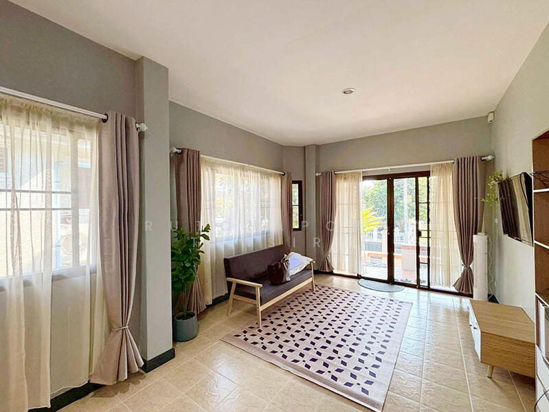 บ้านในโครงการ ให้เช่า – ใกล้โรงเรียนนานาชาติเปรม เพียง 5 นาที ค่าเช่า 13,000 บาท / เดือน รหัสทรัพย์, Chiang Mai, Huai Sai, Mae Rim, Chiang Mai, 2 Bedrooms, 110 sqm, Single Detached House For Rent, by Rutchaporn Tunsiri, 500144627 - DDproperty.com