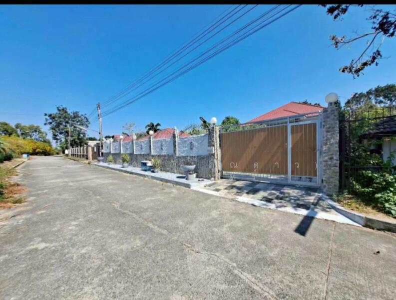 ขาย - เขาไม้แก้ว ใกล้โรงเรียนนานาชาติรักบี้ ตำบลเขาไม้แก้ว อำเภอบางละมุง จังหวัดชลบุรี, ชลบุรี