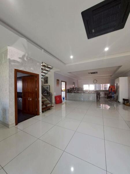 ขาย - เขาไม้แก้ว ใกล้โรงเรียนนานาชาติรักบี้ ตำบลเขาไม้แก้ว อำเภอบางละมุง จังหวัดชลบุรี, ชลบุรี